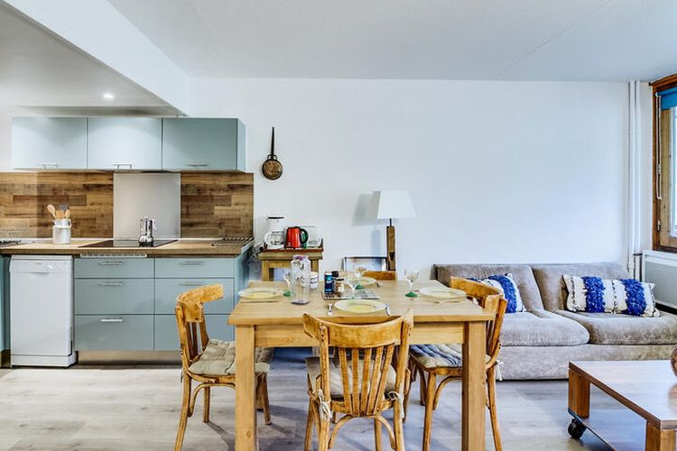 3 Pièces 6 Personnes