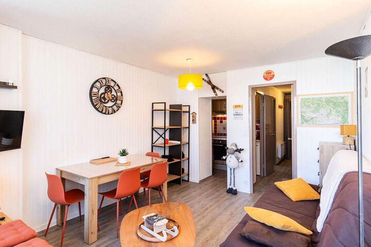 1 Pièce 5 Personnes