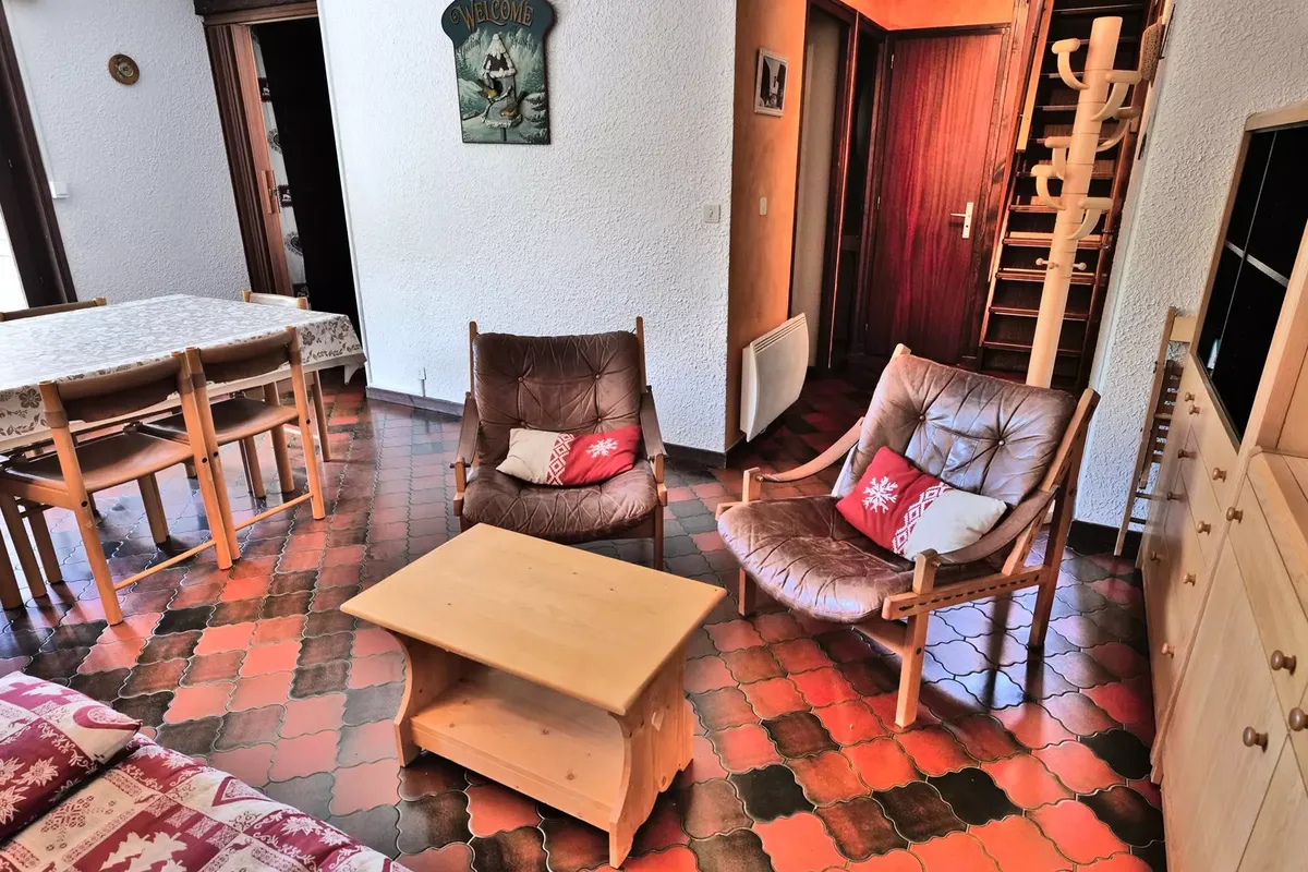 3 Pièces 8 Personnes