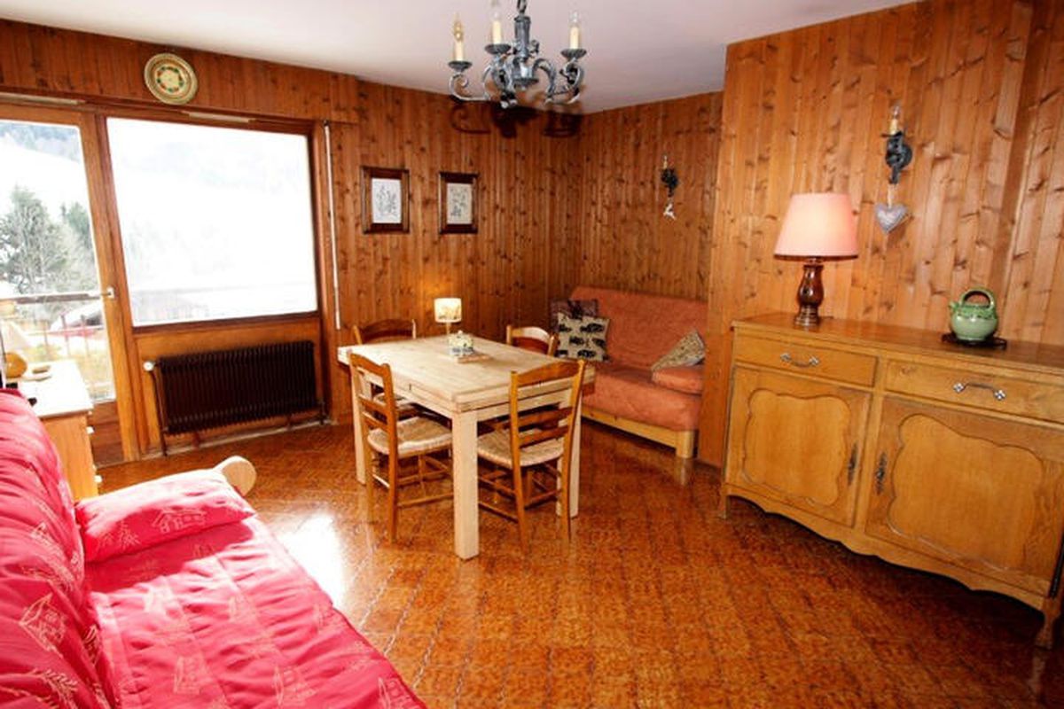 1 Pièce 4 Personnes