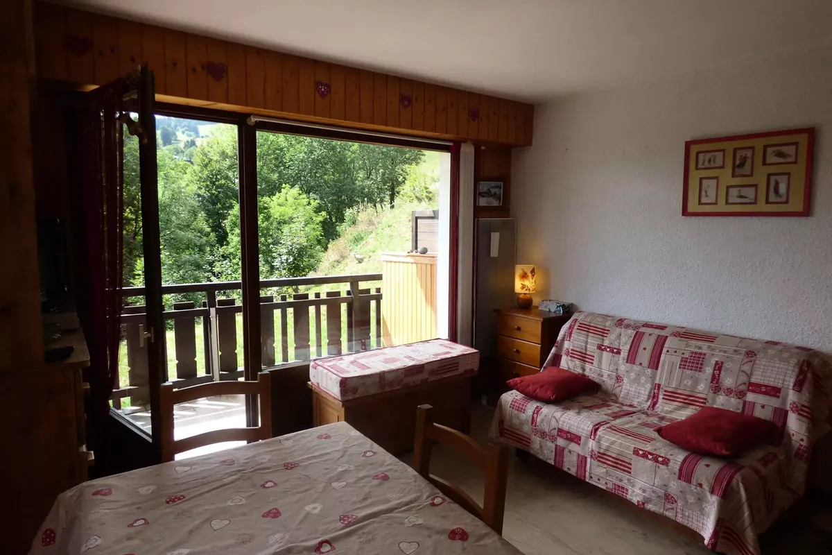 1 Pièce 4 Personnes