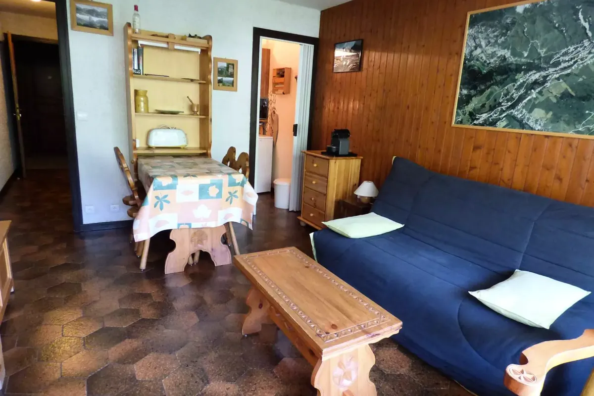 1 Pièce 4 Personnes