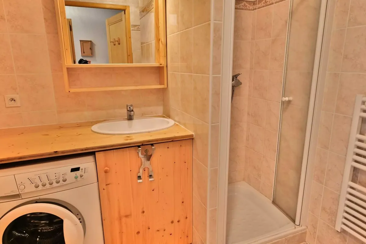 3 Pièces 6 Personnes