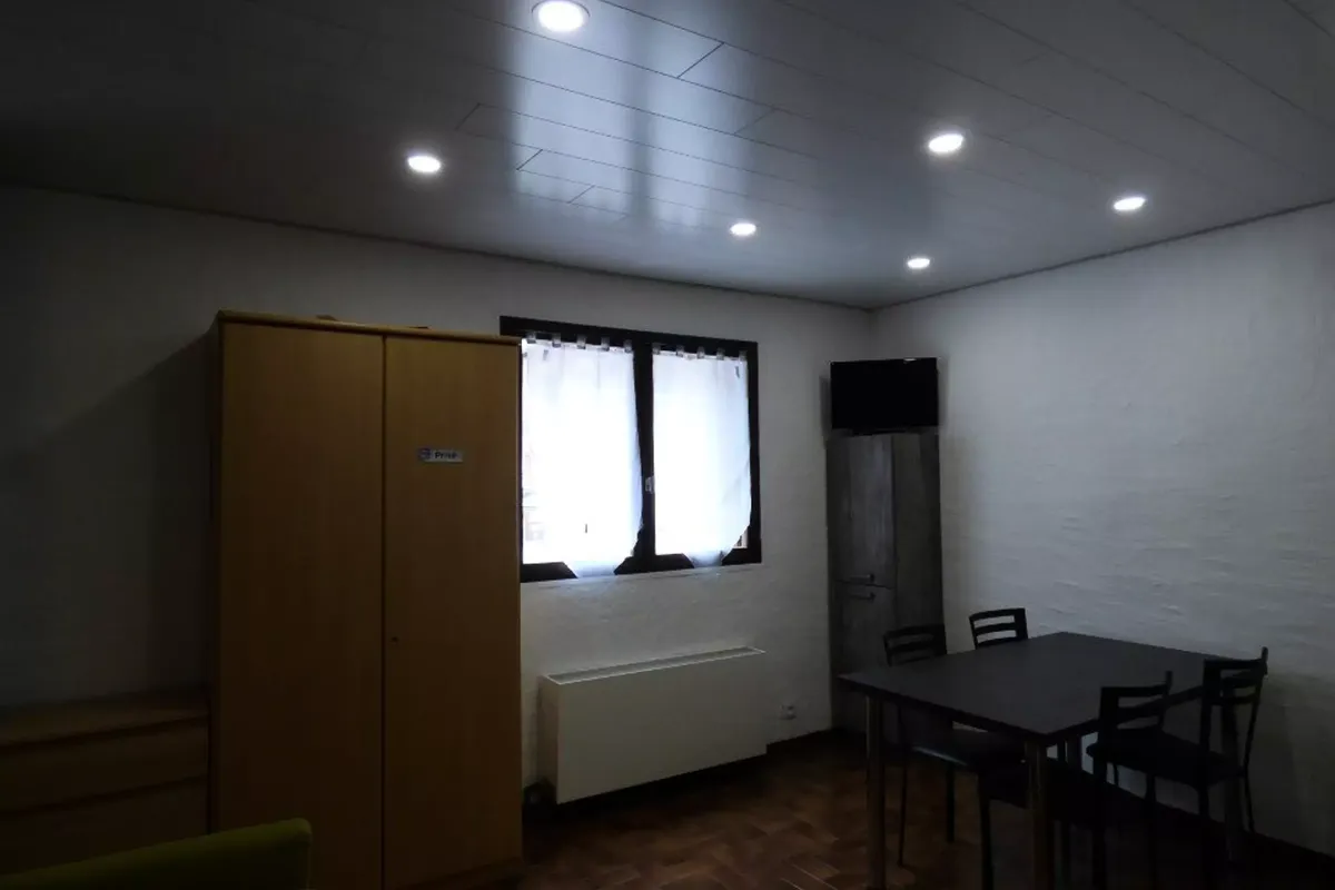 1 Pièce 4 Personnes