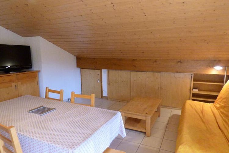 2 Pièces 5 Personnes