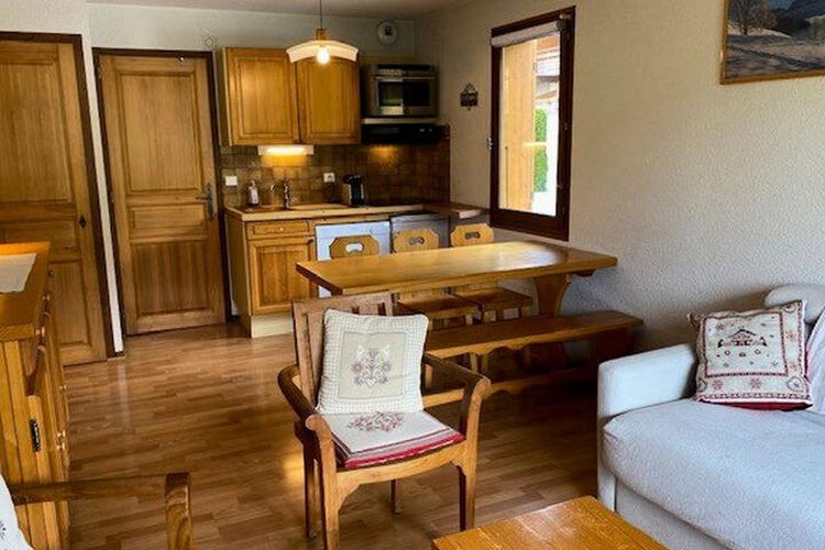 3 Pièces 6 Personnes