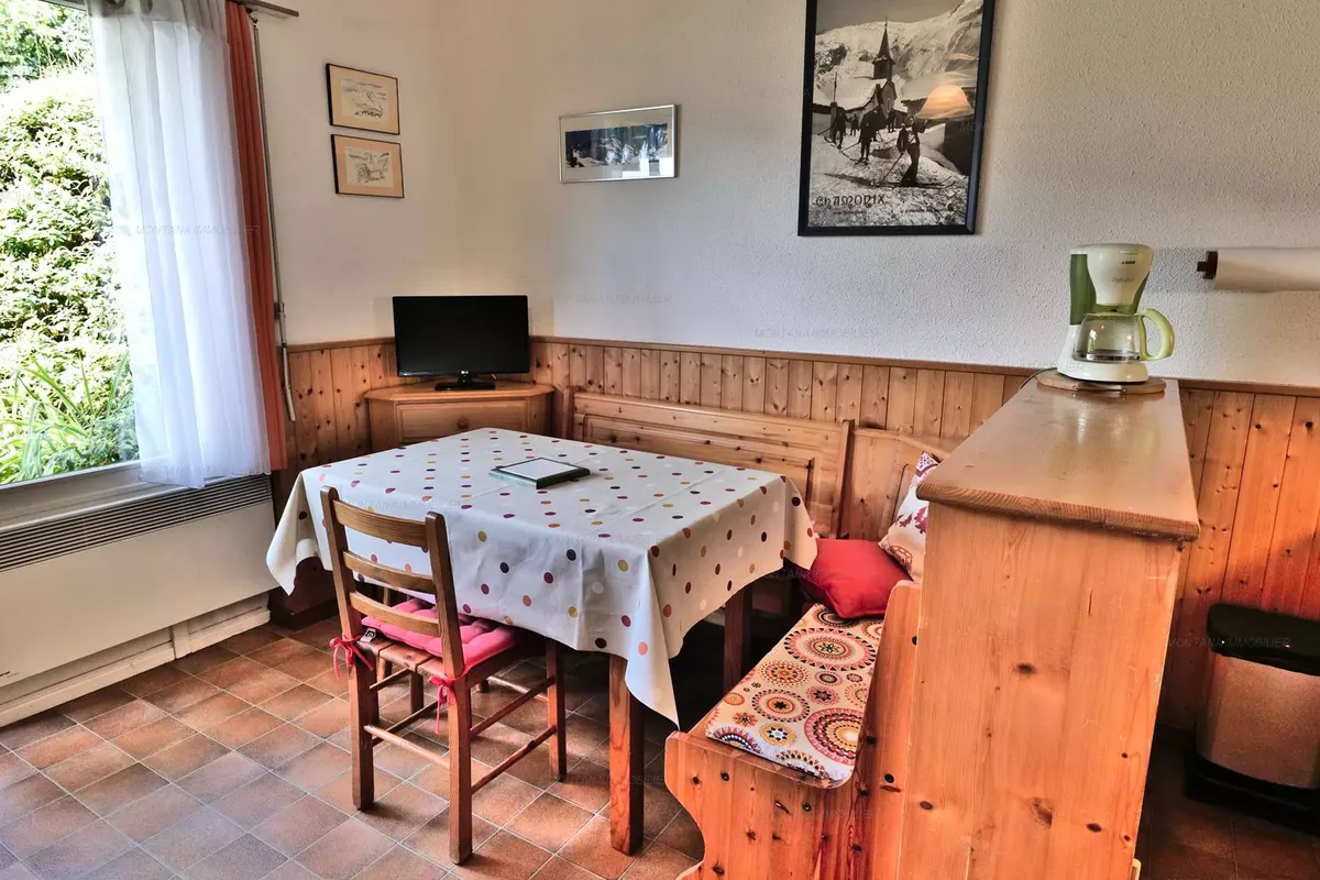 1 Pièce 4 Personnes