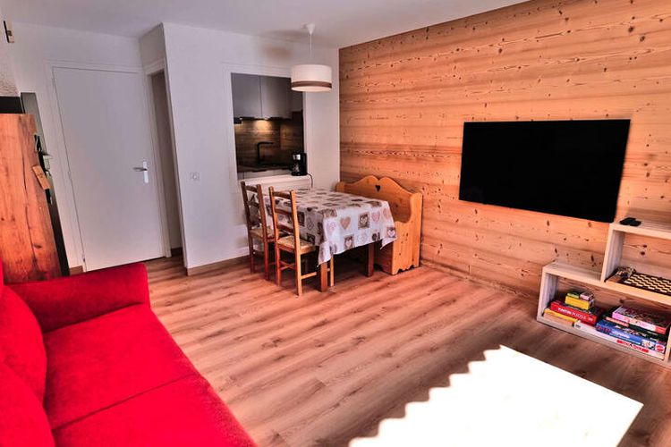 1 Pièce 4 Personnes