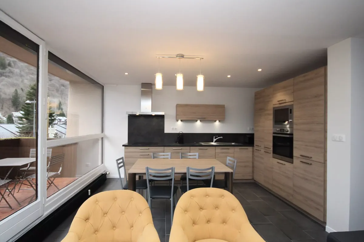 3 Pièces 6 Personnes