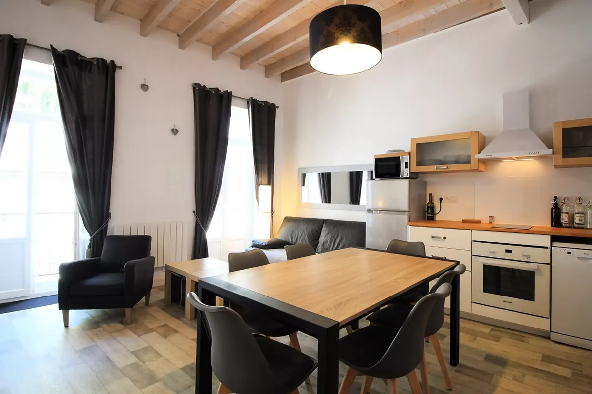 3 Pièces 5 Personnes