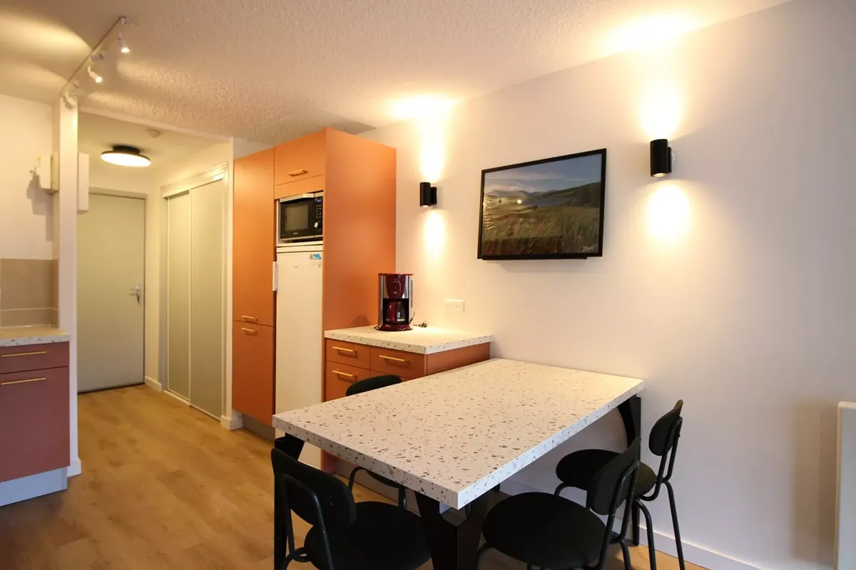 2 Pièces 4 Personnes