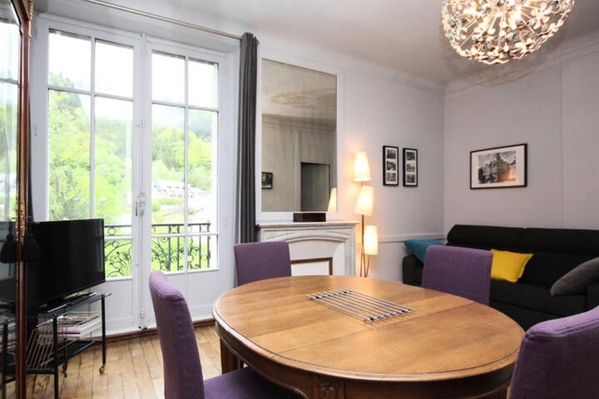 1 Pièce 4 Personnes