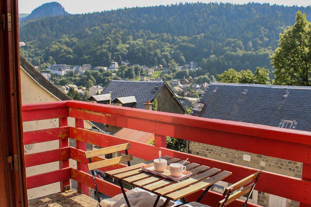 3 Pièces 6 Personnes