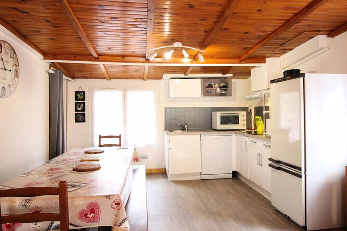 3 Pièces 10 Personnes