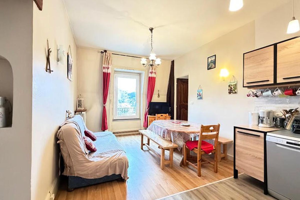 3 Pièces 6 Personnes