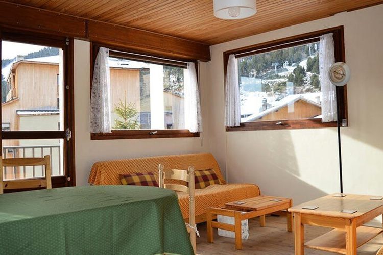 4 Pièces 8 Personnes