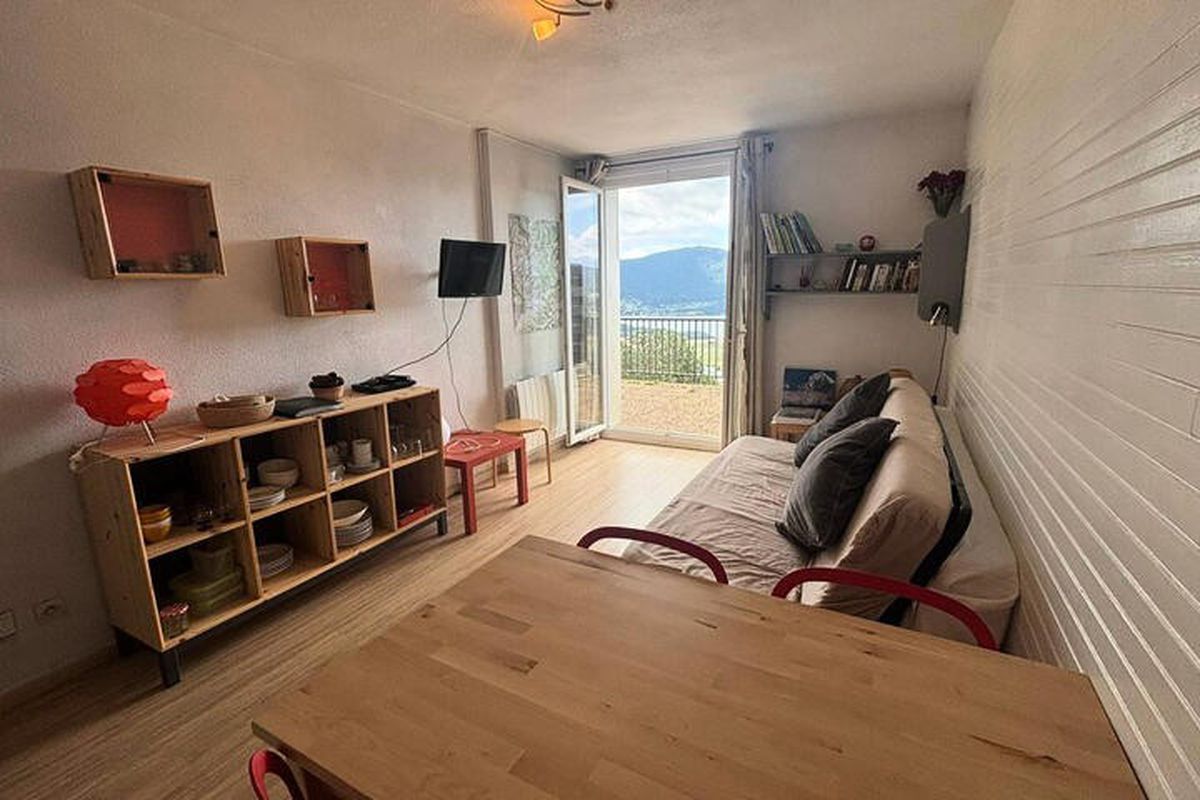 2 Pièces 4 Personnes