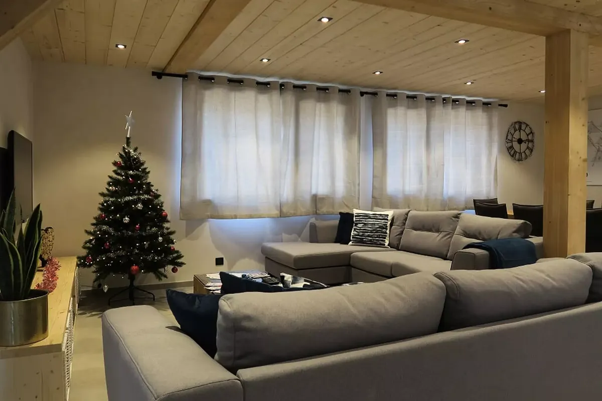 5 Pièces 10 Personnes