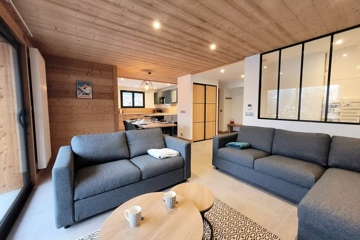 4 Pièces 6 Personnes