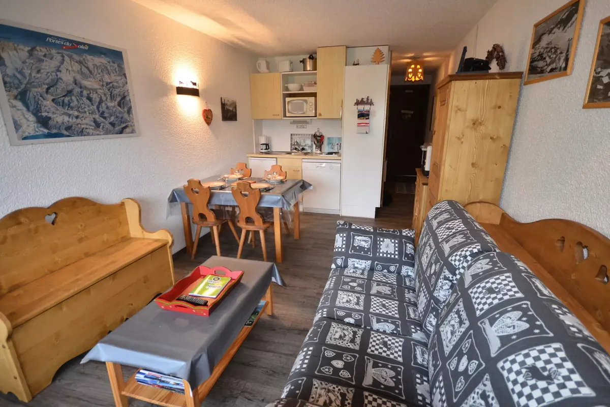 1 Pièce 4 Personnes