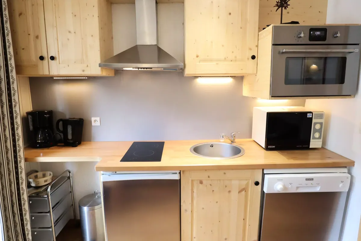 1 Pièce 4 Personnes