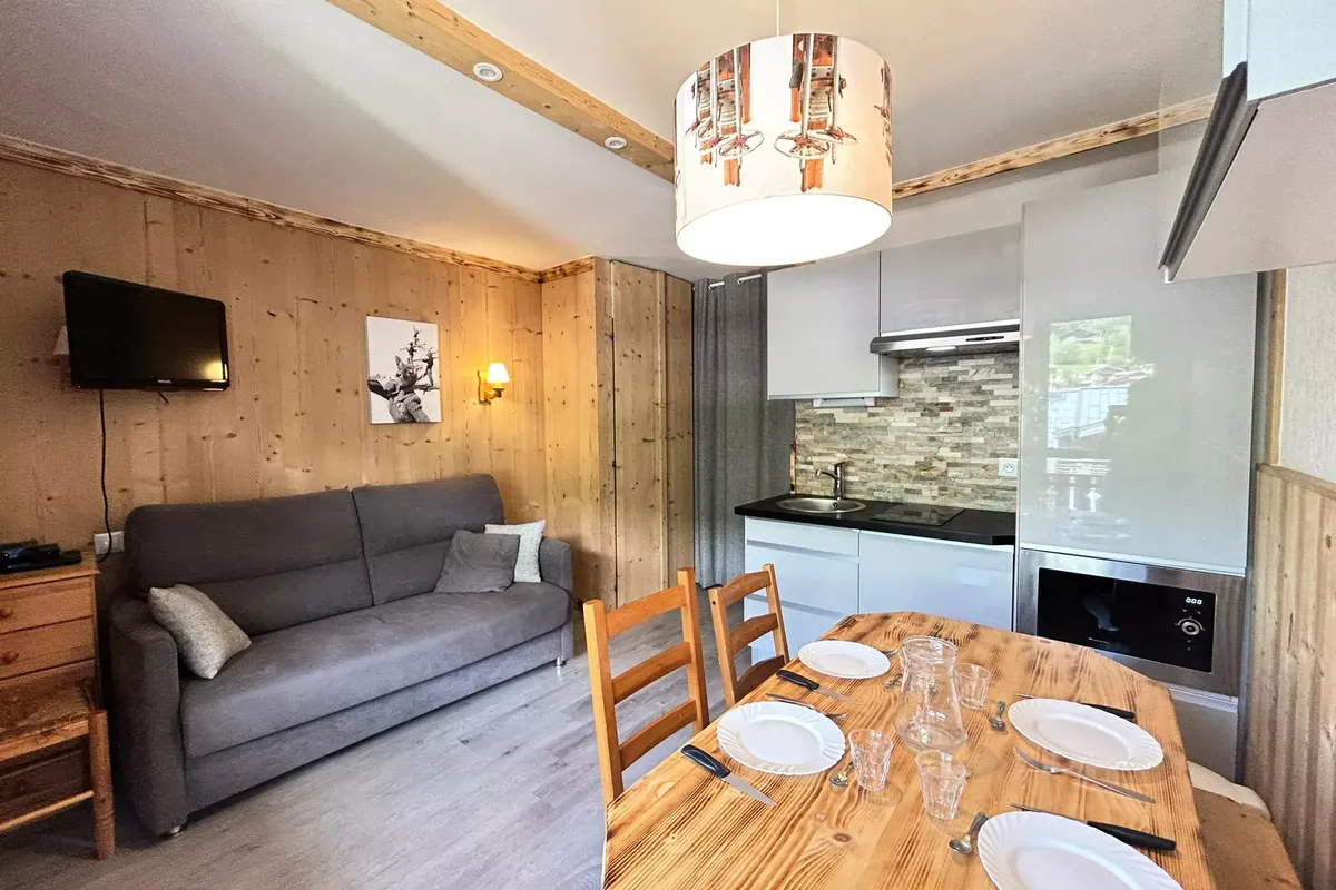 1 Pièce 4 Personnes