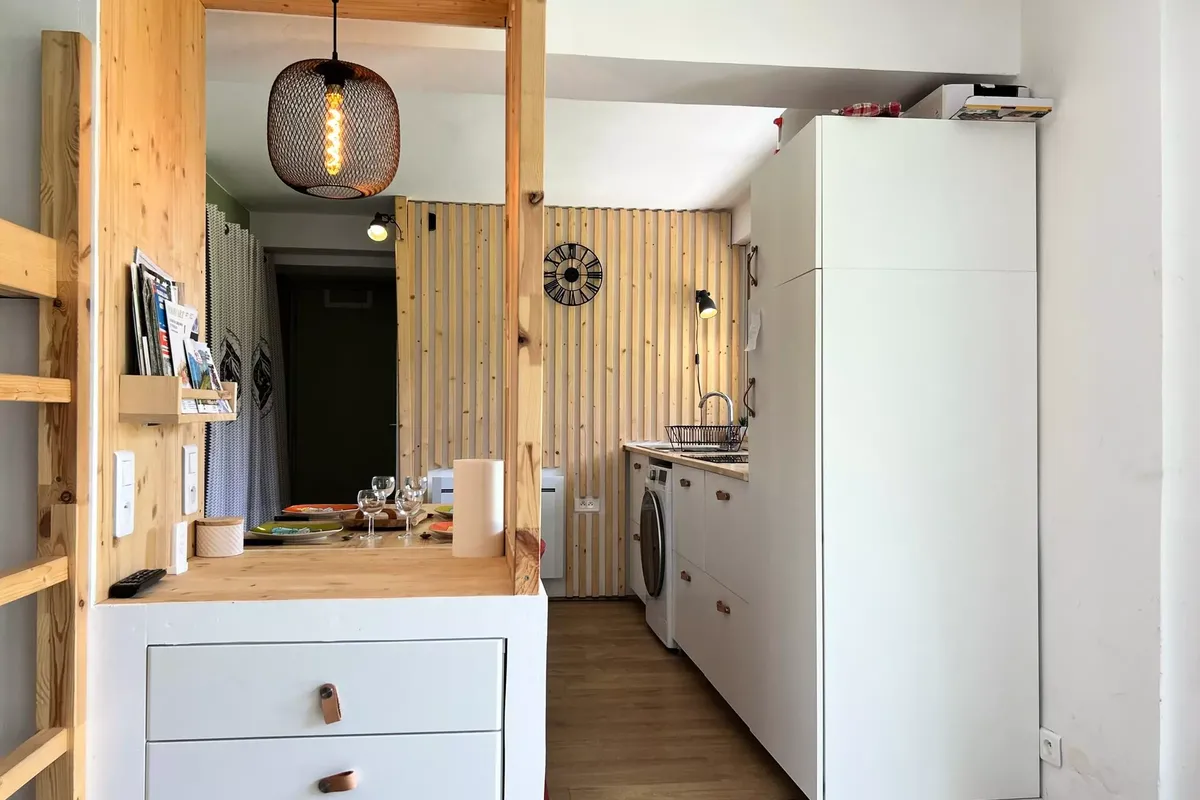 1 Pièce 4 Personnes