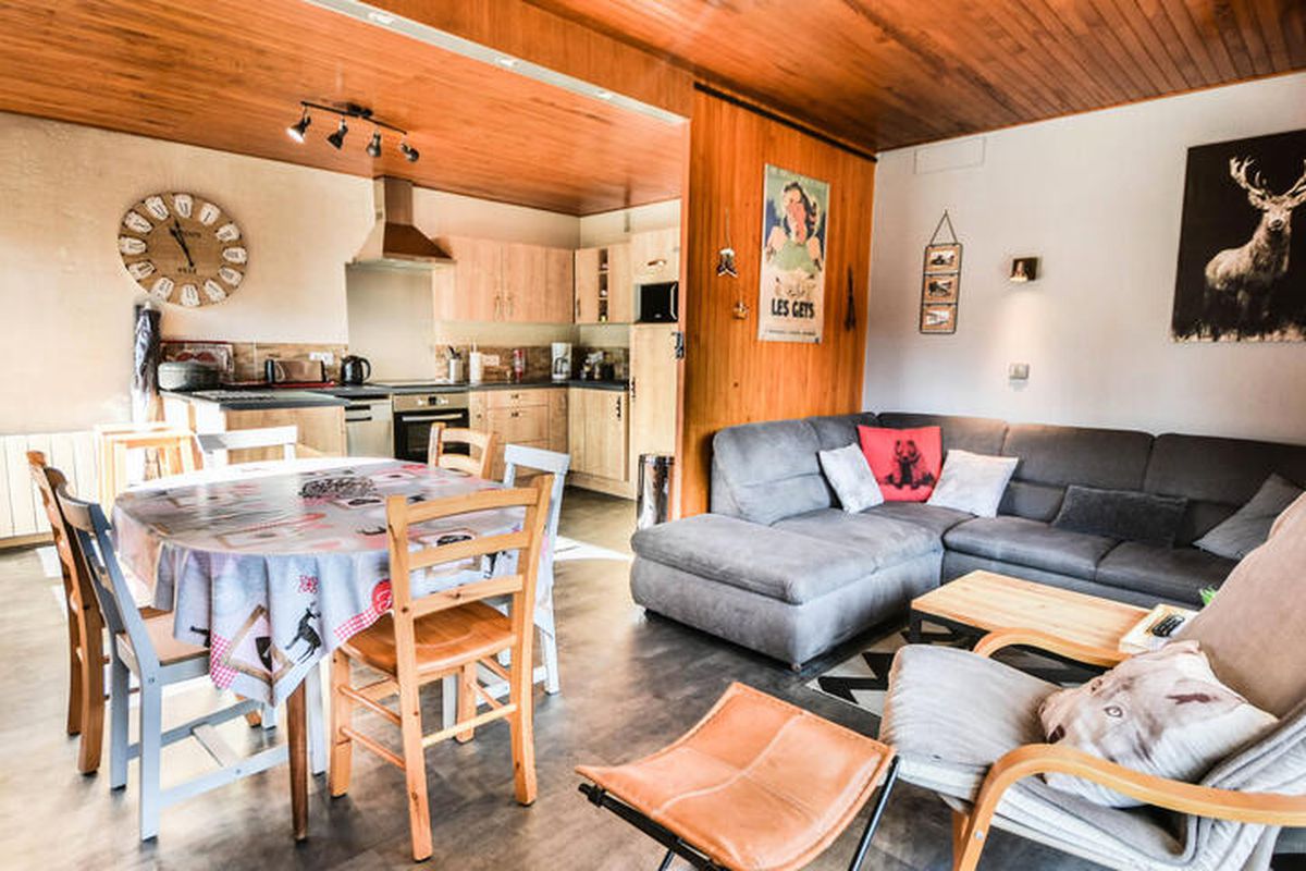 3 Pièces 6 Personnes