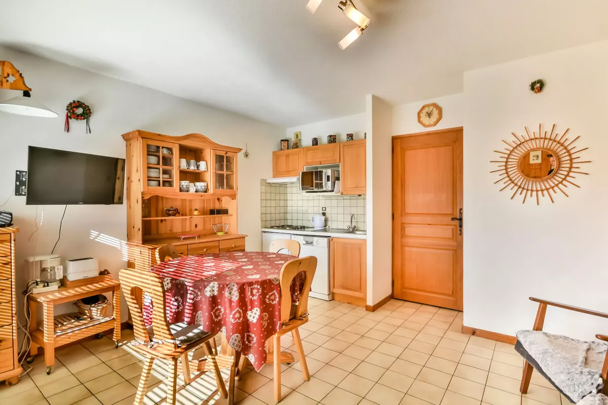 1 Pièce 4 Personnes