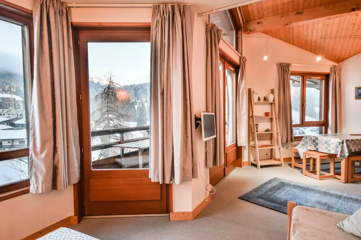 3 Pièces 6 Personnes