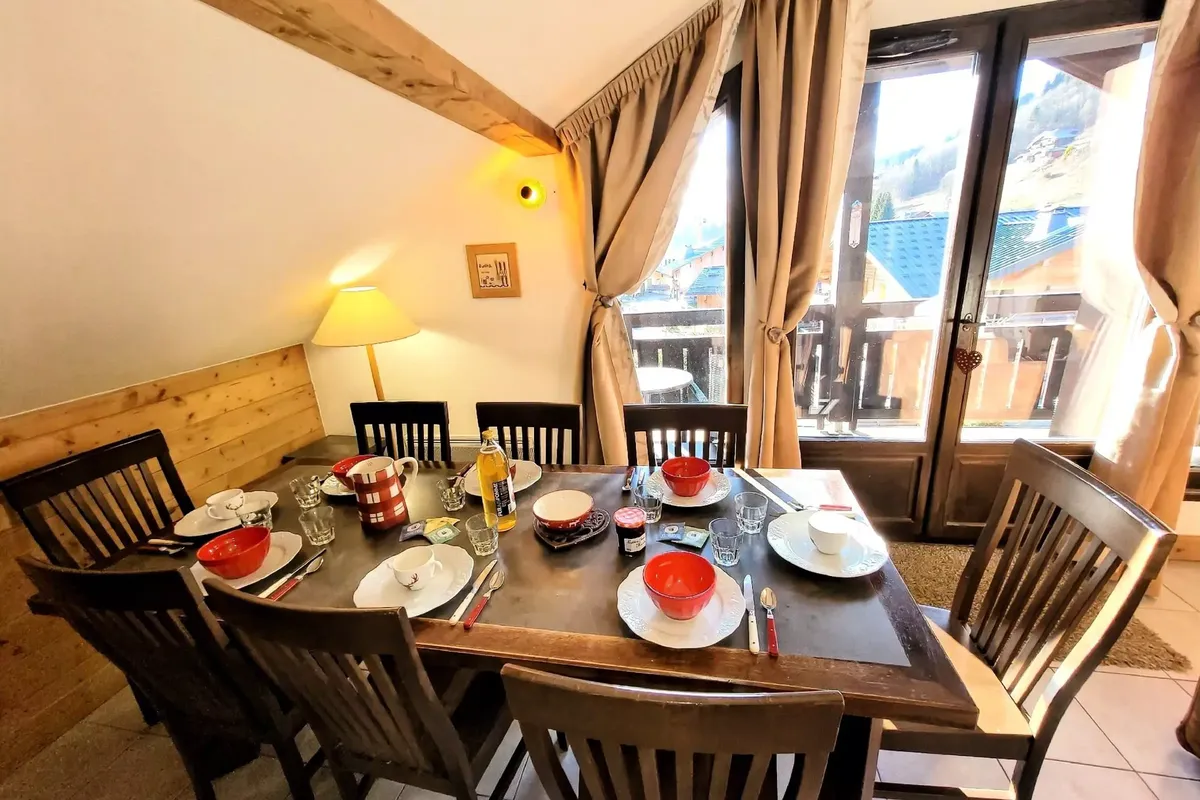 4 Pièces 8 Personnes