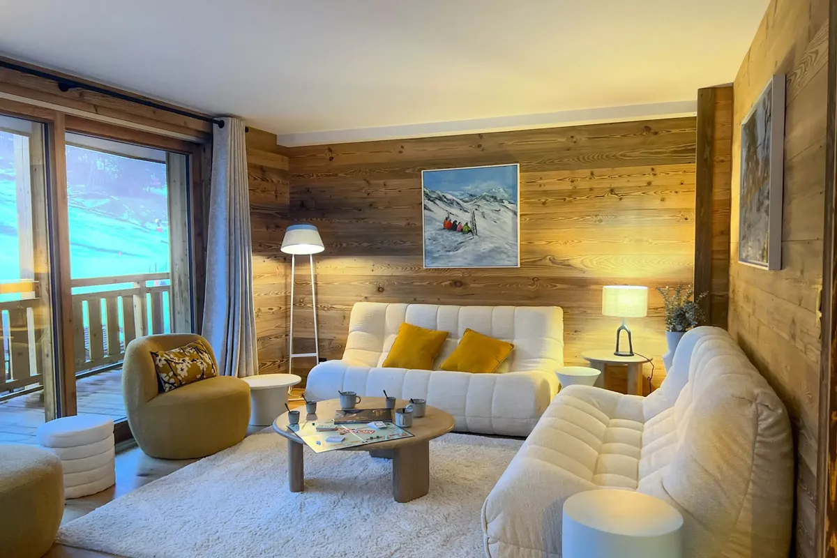 4 Pièces 8 Personnes