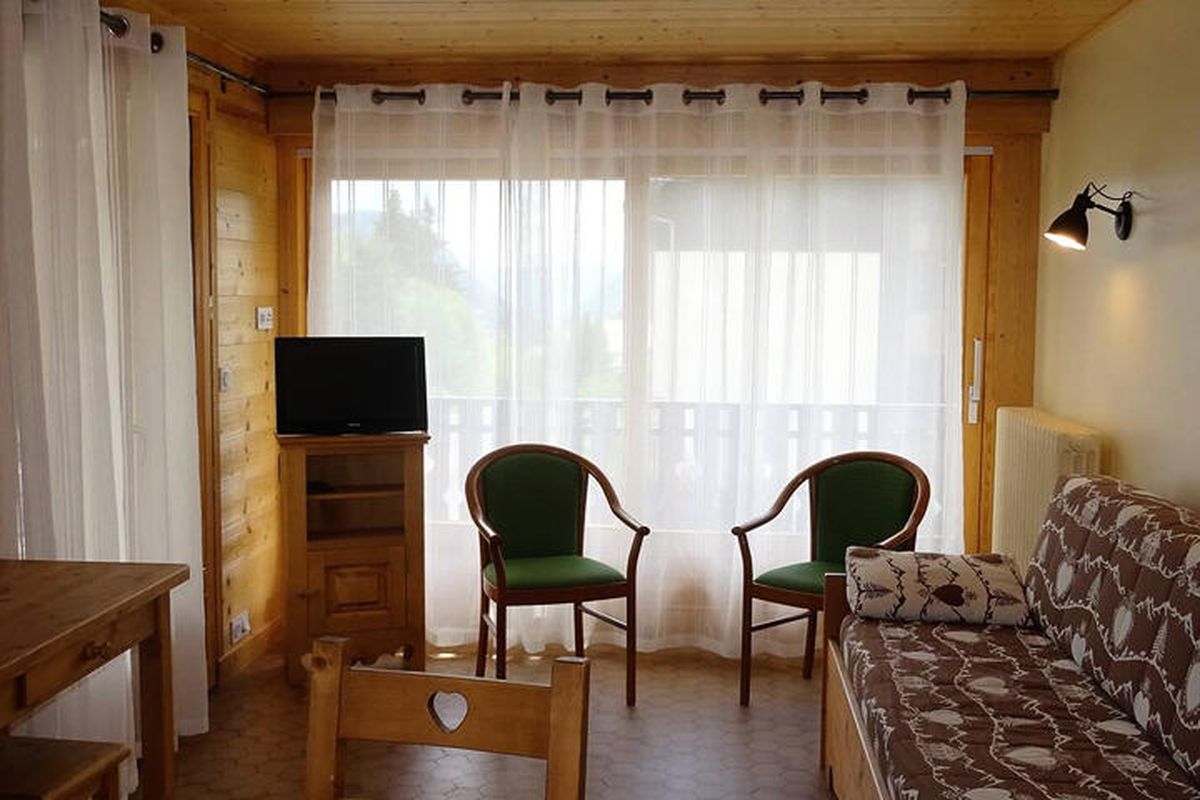 3 Pièces 6 Personnes