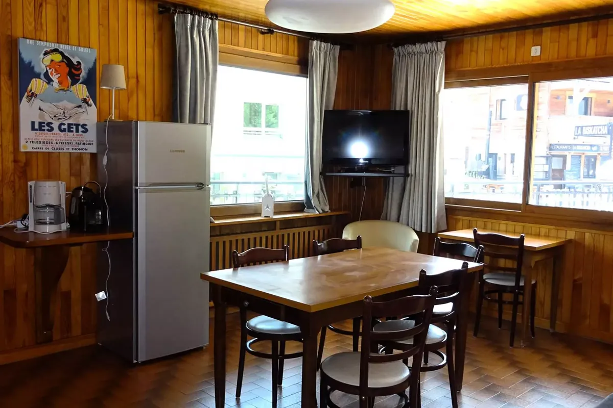 3 Pièces 6 Personnes