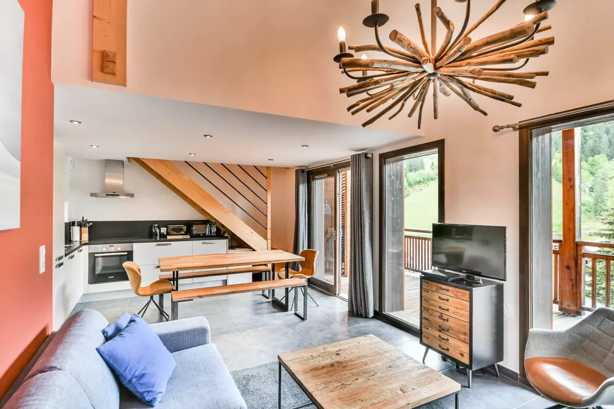 4 Pièces 8 Personnes