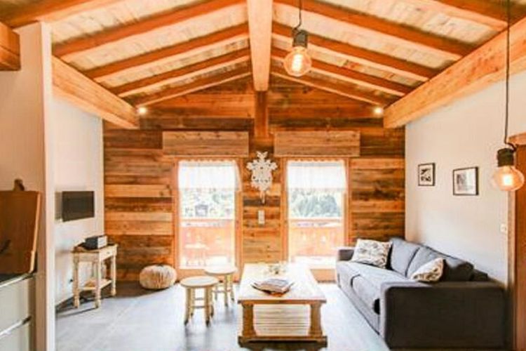 4 Pièces 8 Personnes