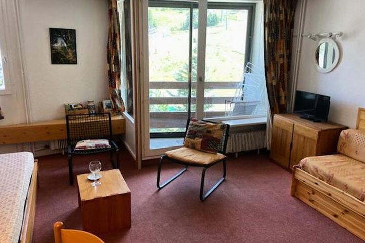 1 Pièce 4 Personnes