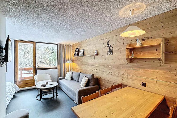 1 Pièce 4 Personnes