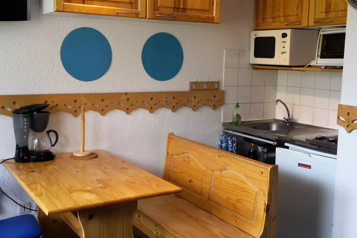 1 Pièce 4 Personnes