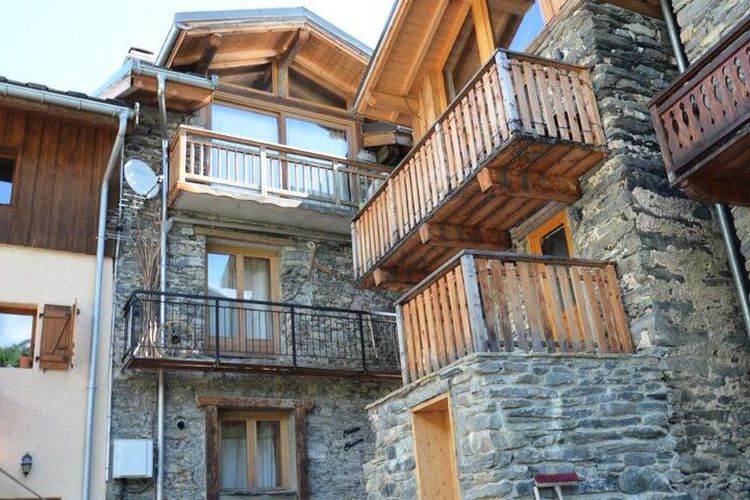 Appartement situé à 4km des pistes 
