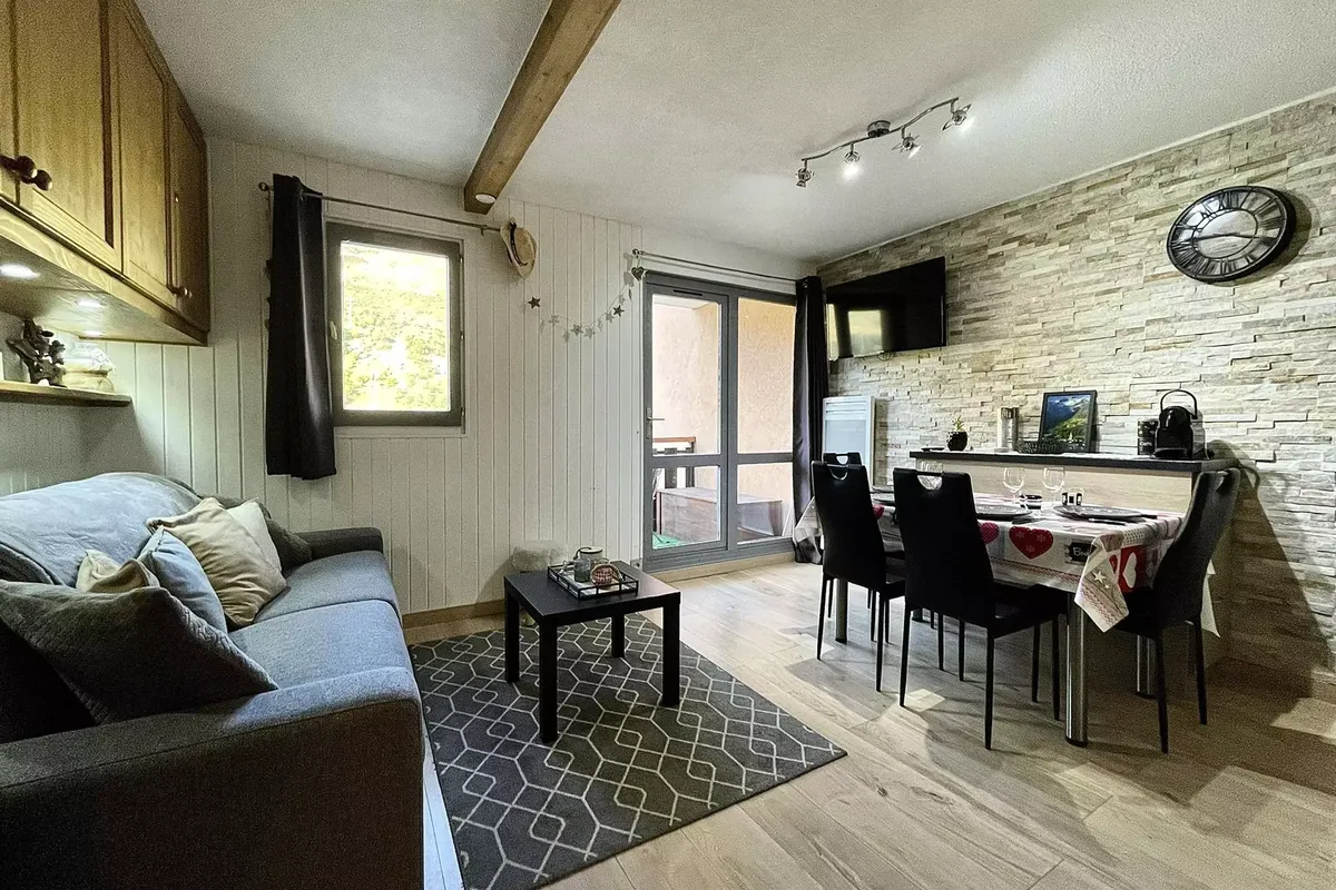 2 Pièces 4 Personnes