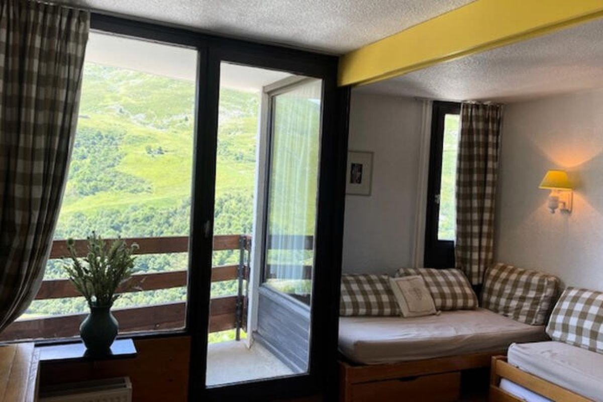 1 Pièce 5 Personnes