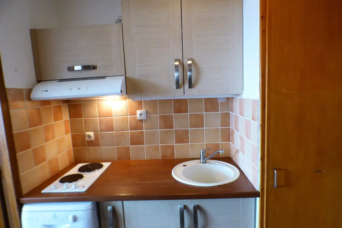 1 Pièce 4 Personnes