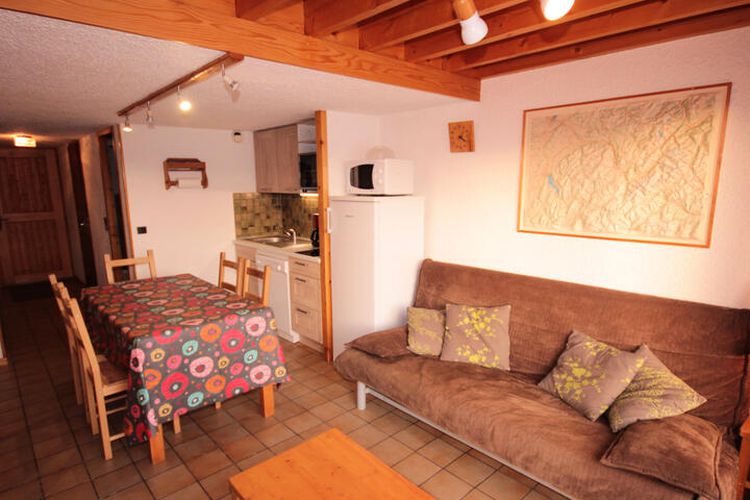 2 Pièces 8 Personnes