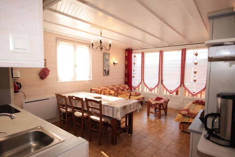 3 Pièces 6 Personnes