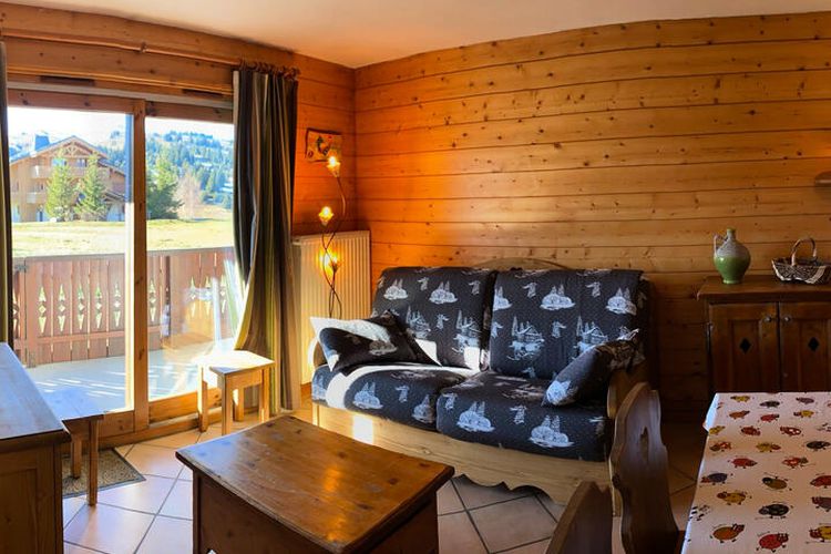 3 Pièces 6 Personnes