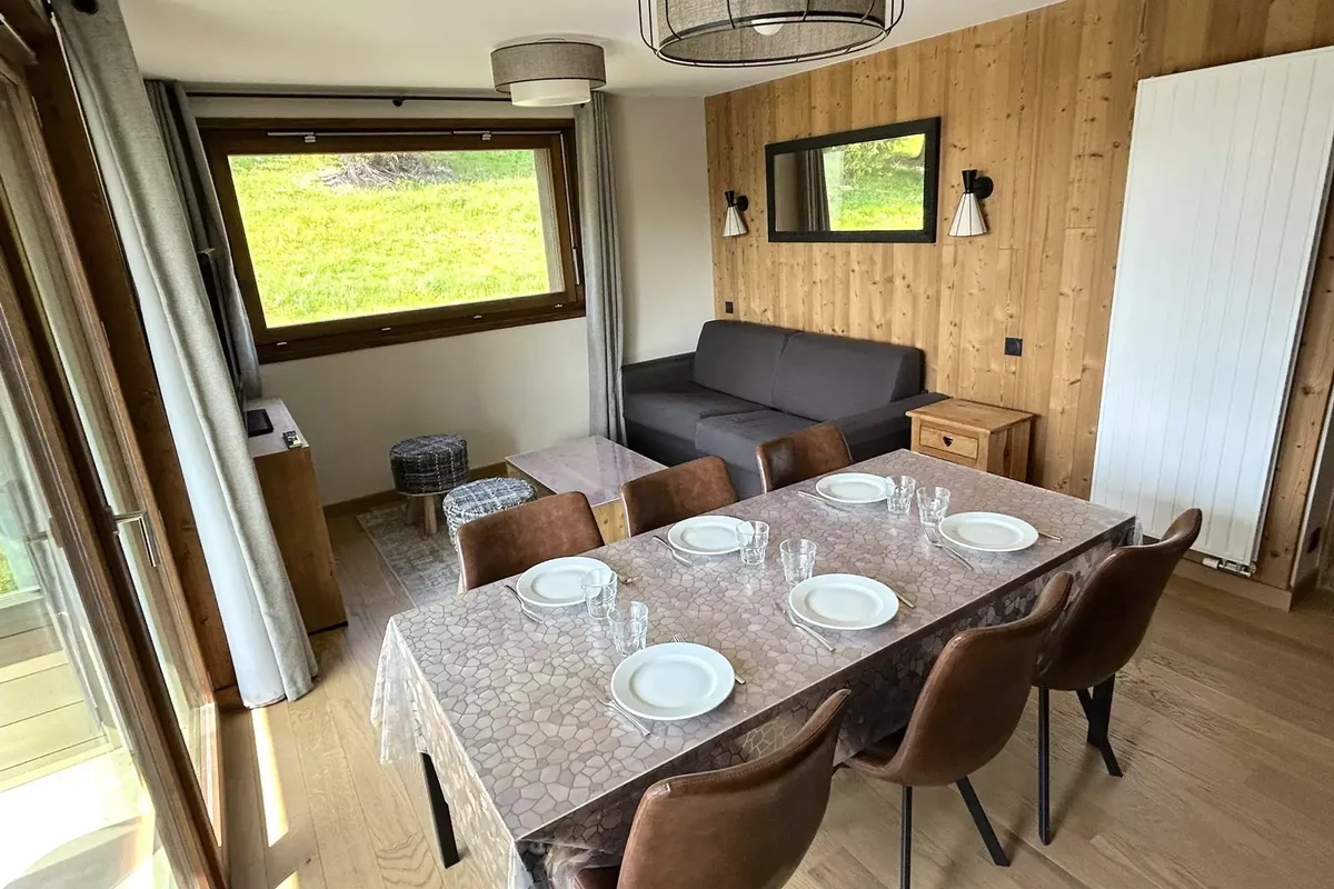 3 Pièces 6 Personnes