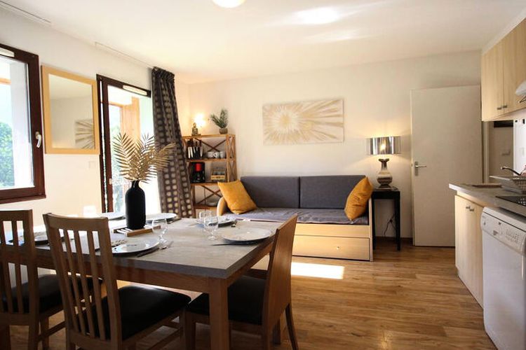 3 Pièces 6 Personnes