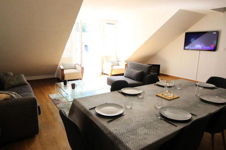 3 Pièces 6 Personnes