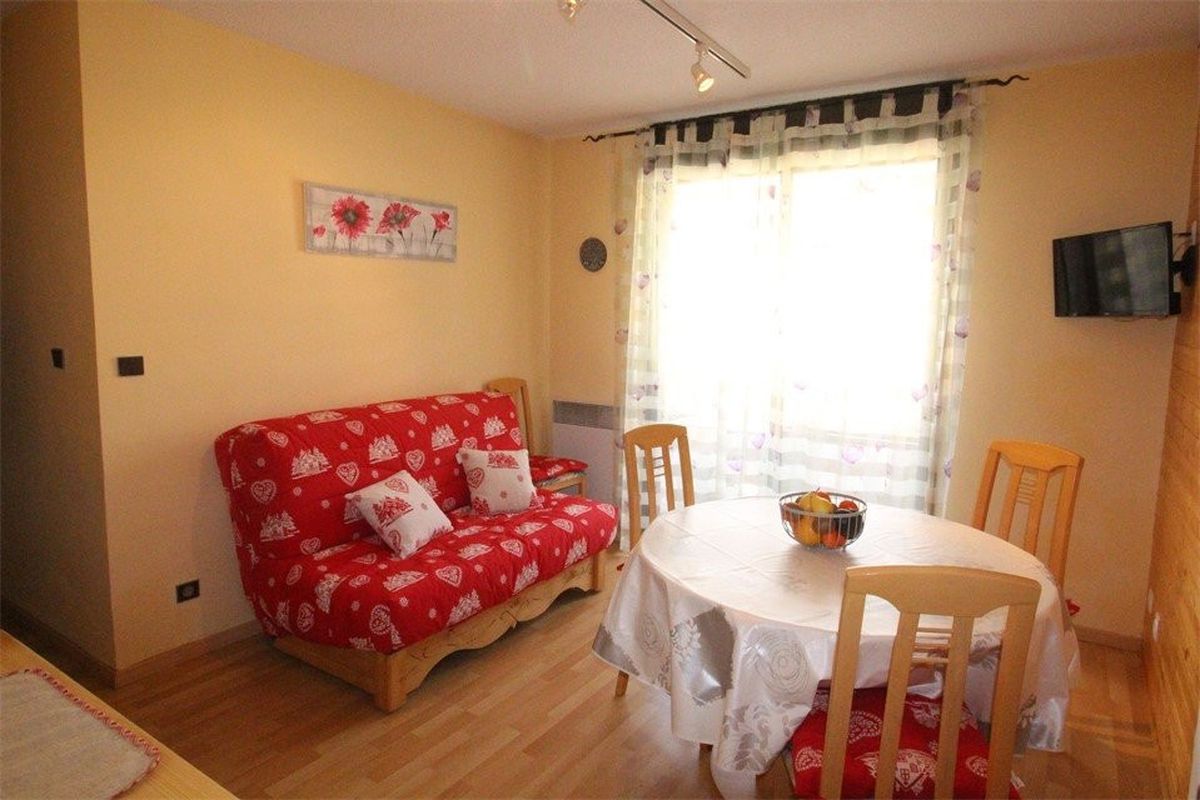 LUCHON AU PIED DU TELECABINE T2 BIS - BALCON - GARAGE - Terrasses d'etigny